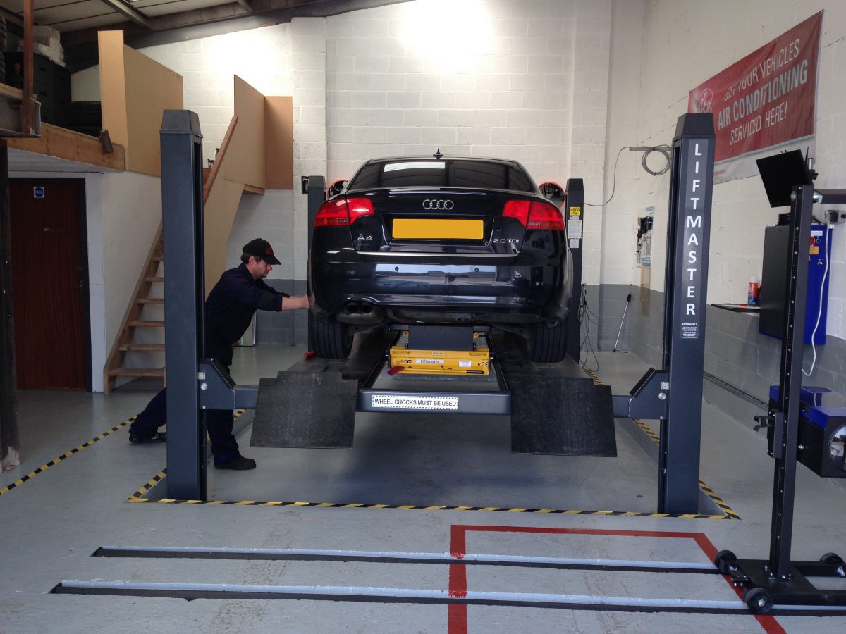 MOT TESTING Shaun Spooner Autos